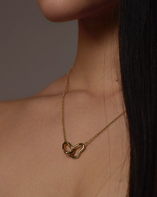 Small Connected Necklace Gold