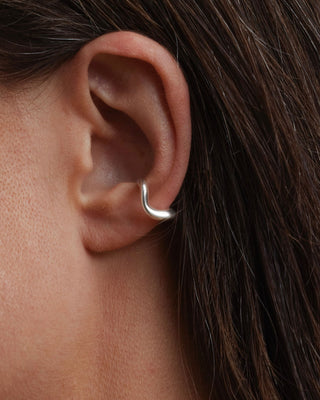 Hold Ear Cuff Gold