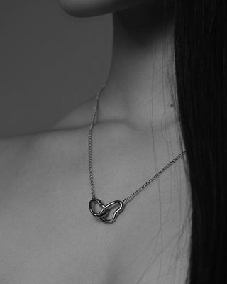 Small Connected Necklace Silver